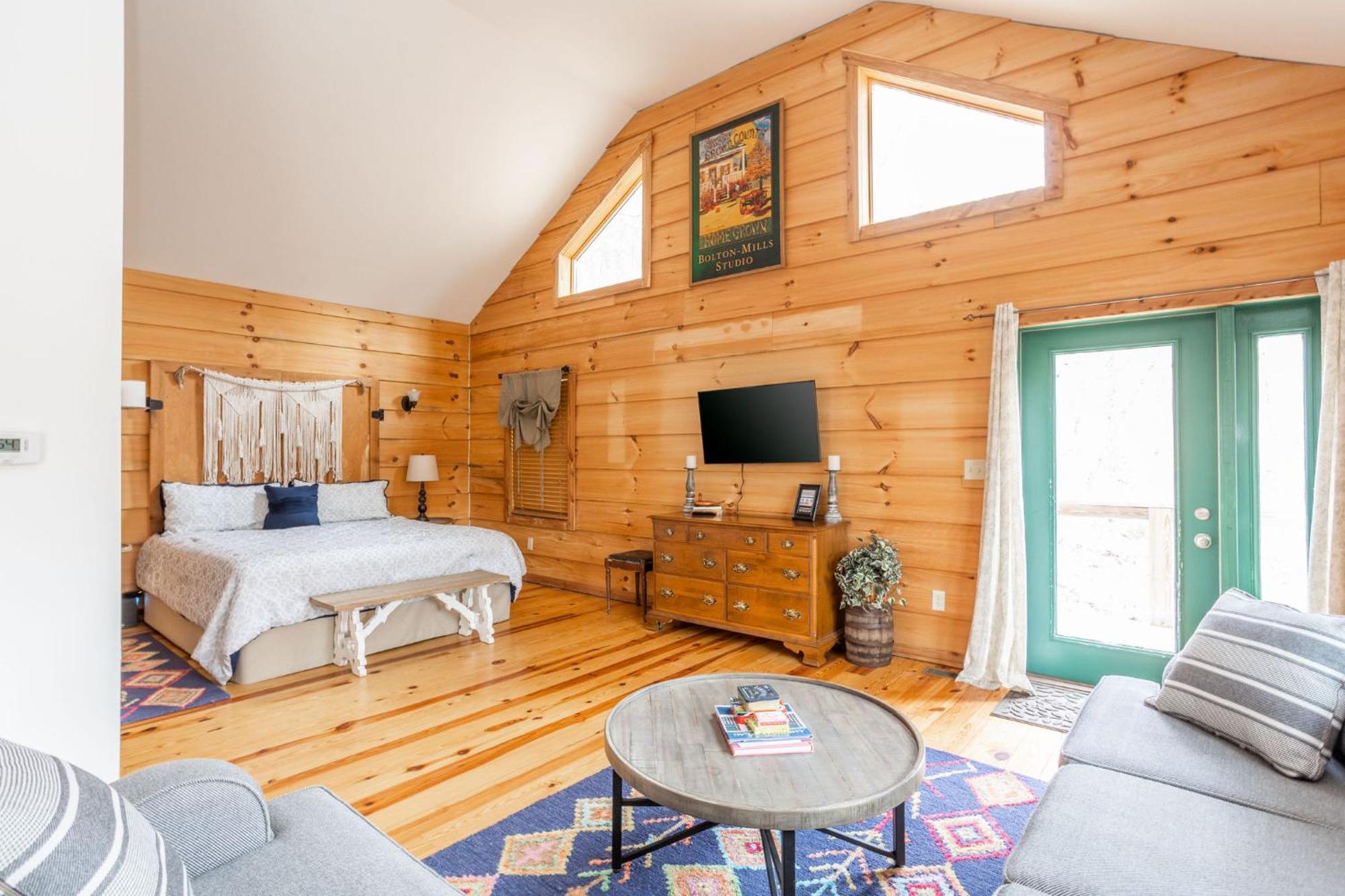 Отель The Treehouse At The Rustic Retreat Нэшвилл Экстерьер фото
